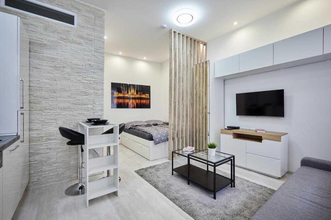 Cozy Little Apartment In Downtown Budapest Exterior foto
